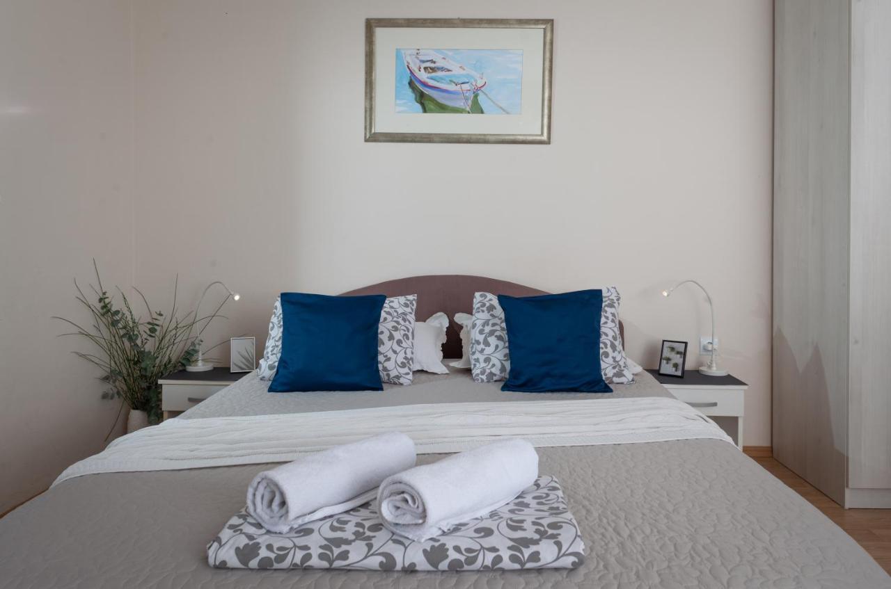 Sea View Ela Apartments Podgora Exteriör bild