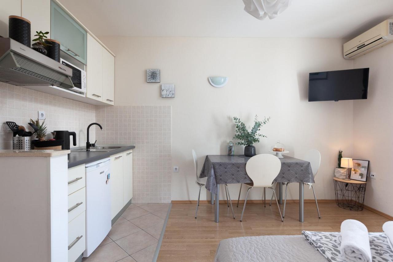 Sea View Ela Apartments Podgora Exteriör bild